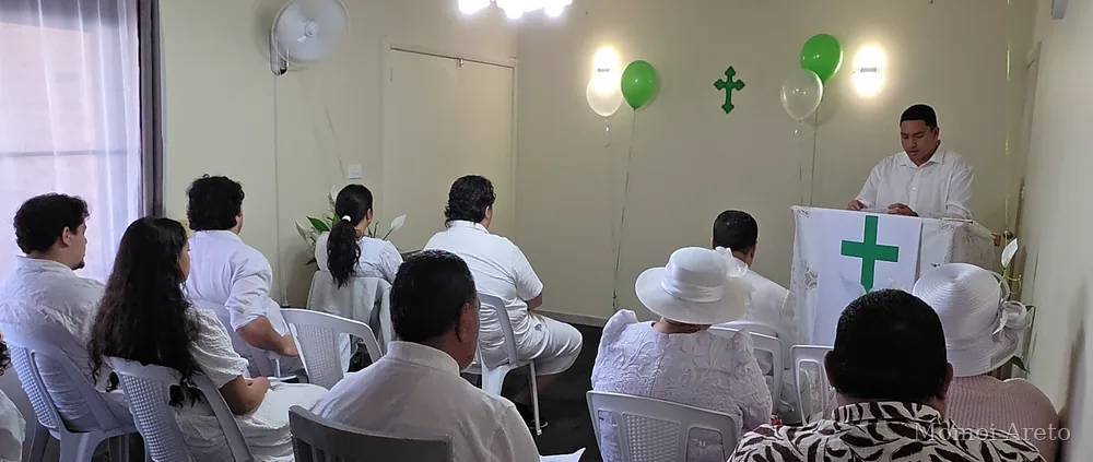 Congregation gathered for White Sunday, picture 6 of 14